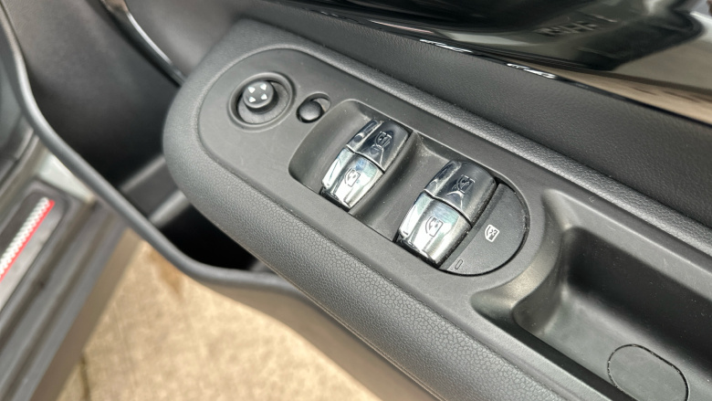 MINI Clubman 1.5 Cooper Sport 6dr Auto [Comfort/Nav+ Pack] Petrol Estate